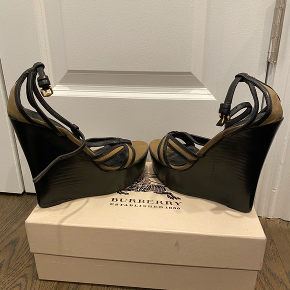 Burberry Wedge Sandals - Picture 6 of 6